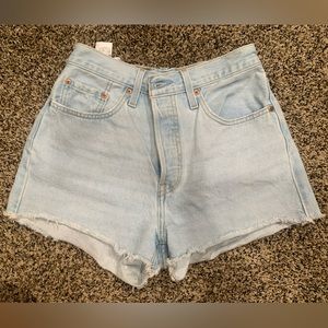 Levi’s shorts